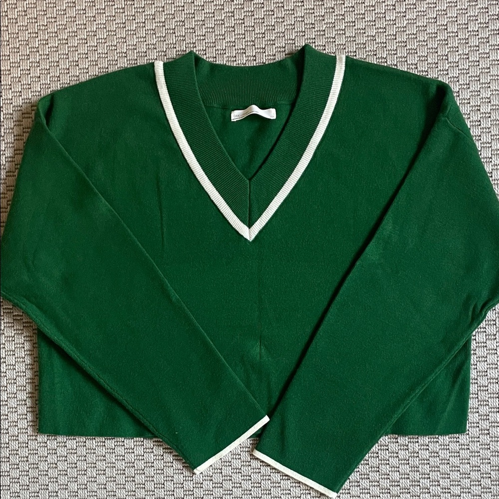 OAK + FORT Green V-Neck Sweater with White Trim